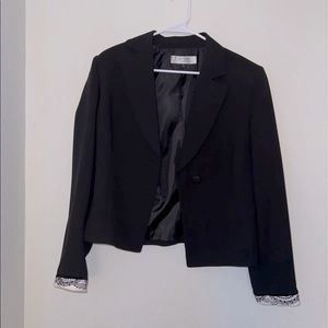 Tahari Blazer